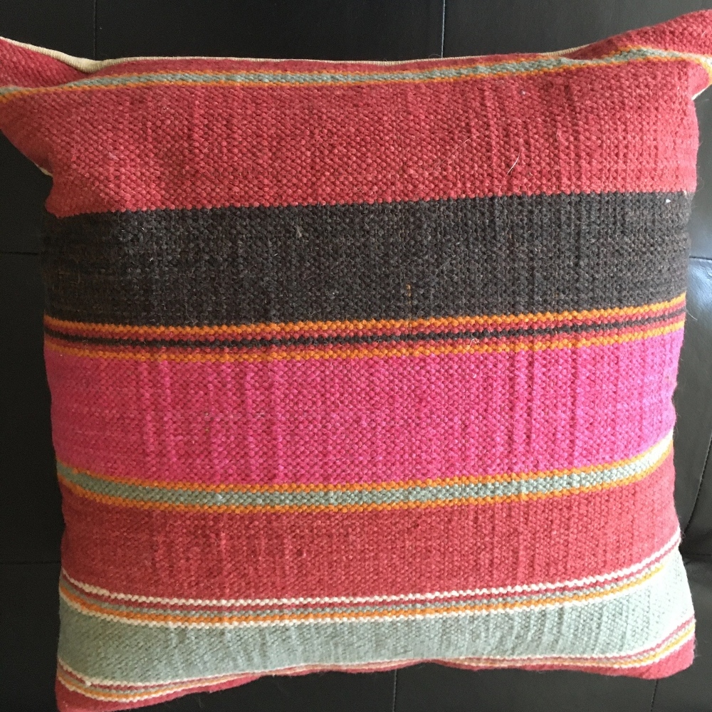 Pottery Barn Wool Kilim Pillow sham  southwest